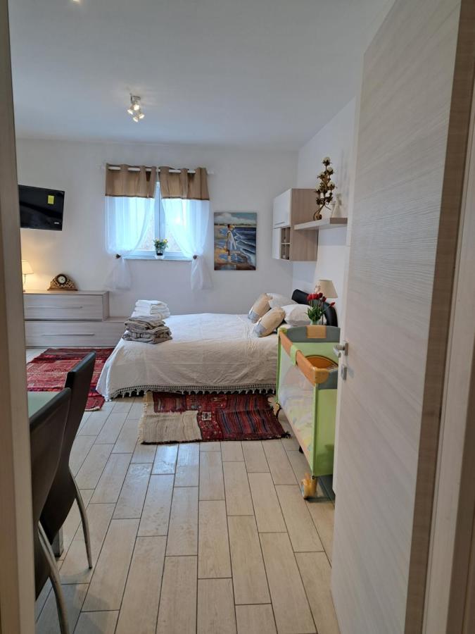 Il Casale Rosso Monolocale Cinque Terre-Toscana 카니파롤라 디 포스디노보 외부 사진
